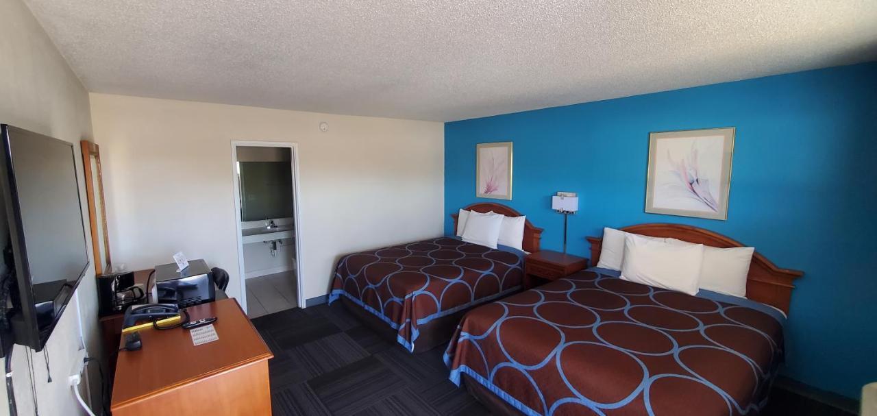 American Inn Motel Pratt Eksteriør bilde