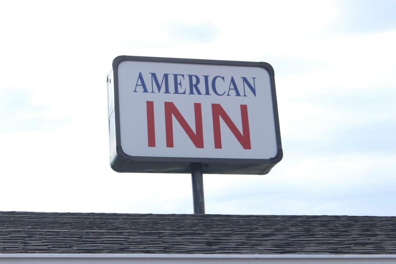 American Inn Motel Pratt Eksteriør bilde